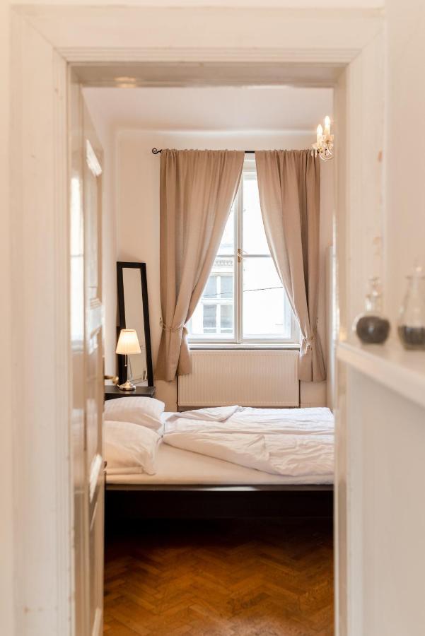 Frida Apartman บราติสลาวา ภายนอก รูปภาพ