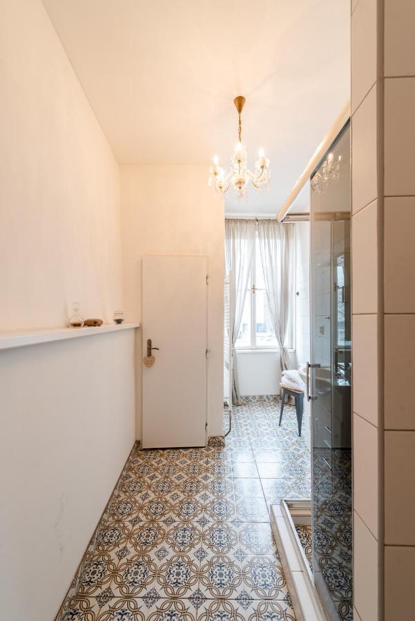 Frida Apartman บราติสลาวา ภายนอก รูปภาพ